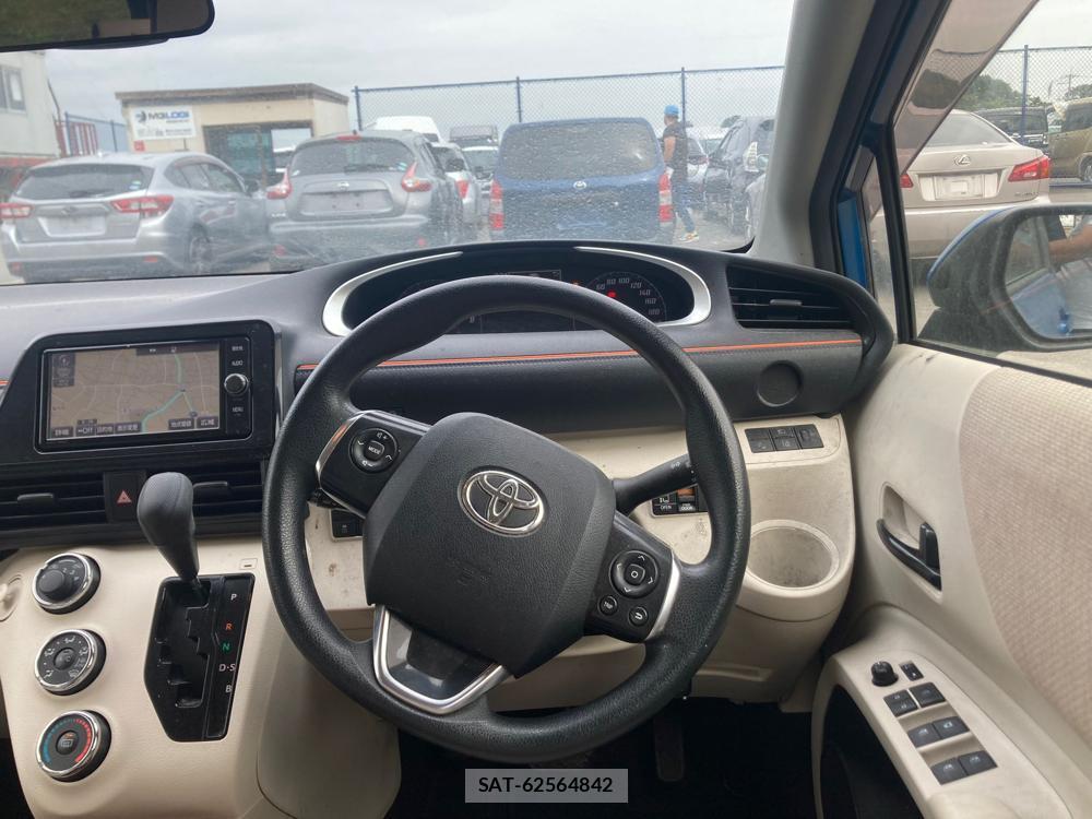 Toyota SIENTA 2018 1277471-12