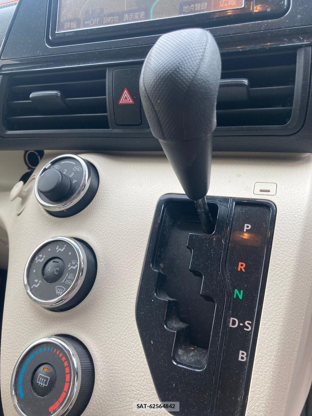 Toyota SIENTA 2018 1277471-19