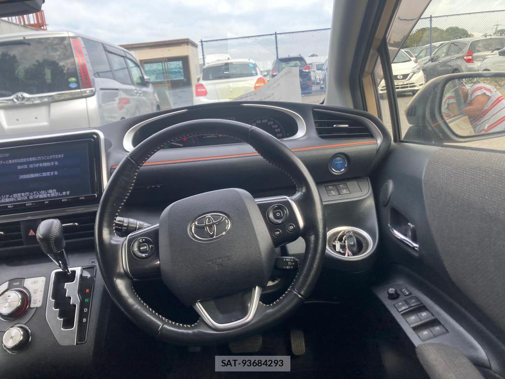 Toyota SIENTA 2018 1300088-13