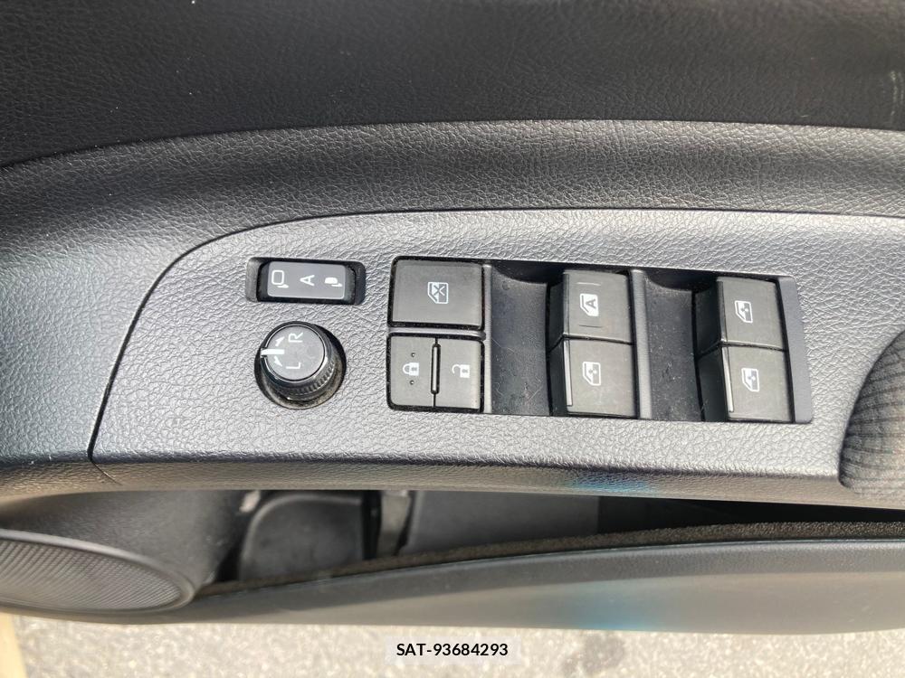 Toyota SIENTA 2018 1300088-22