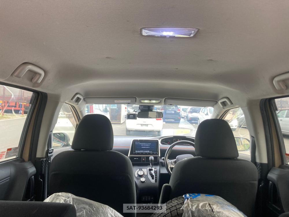Toyota SIENTA 2018 1300088-26