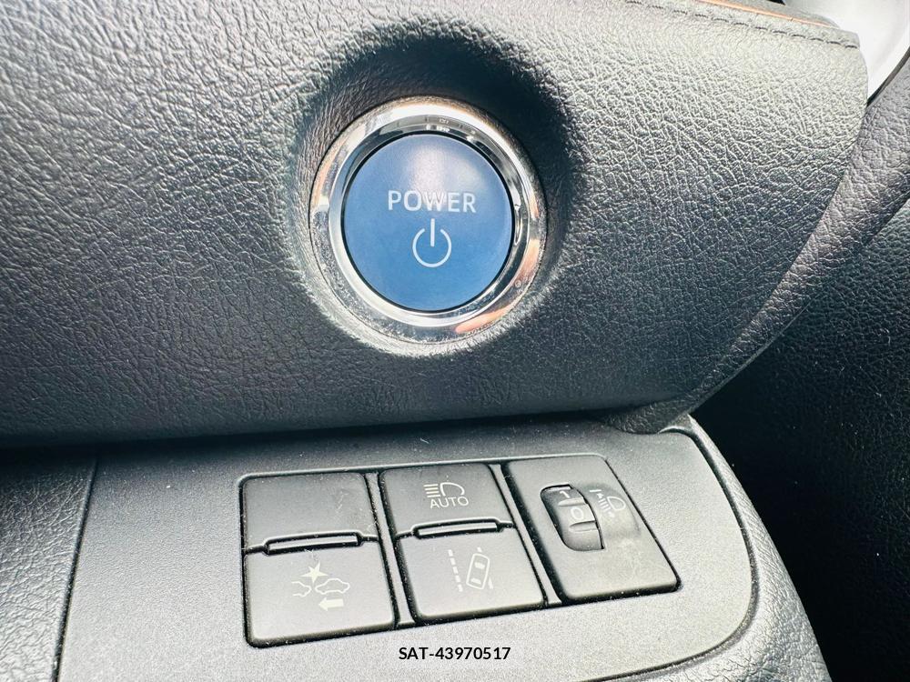 Toyota SIENTA 2019 1300103-16
