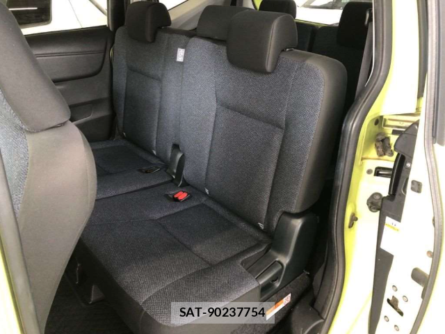 Toyota SIENTA 2018 1347594-4