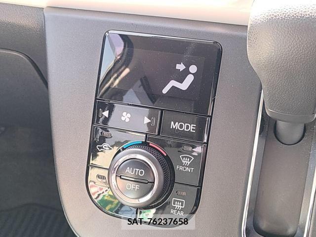 Toyota SIENTA 2013-07 4049143-12