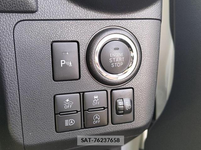 Toyota SIENTA 2013-07 4049143-14