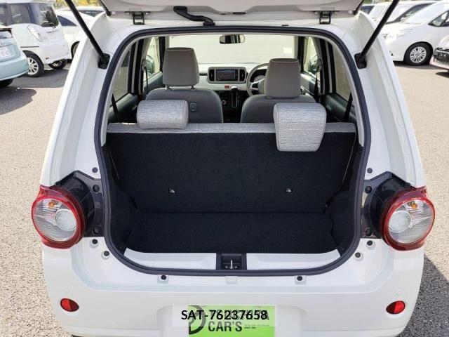 Toyota SIENTA 2013-07 4049143-23
