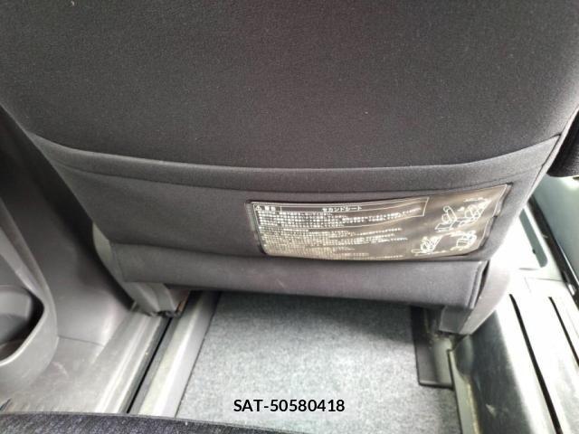 Toyota SIENTA 2015-03 6247399-22