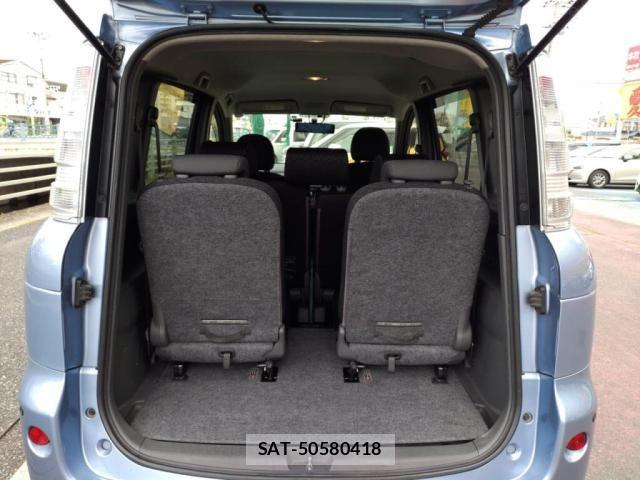 Toyota SIENTA 2015-03 6247399-24