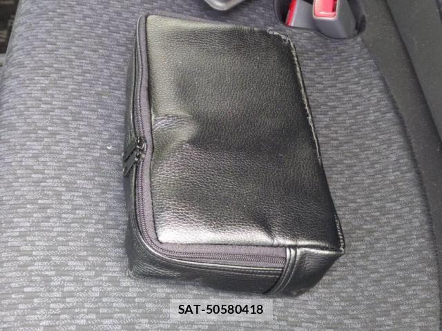 Toyota SIENTA 2015-03 6247399-29