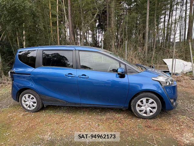 Toyota SIENTA 2015-12 6265895-3