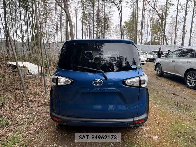 Toyota SIENTA 2015-12 6265895-5