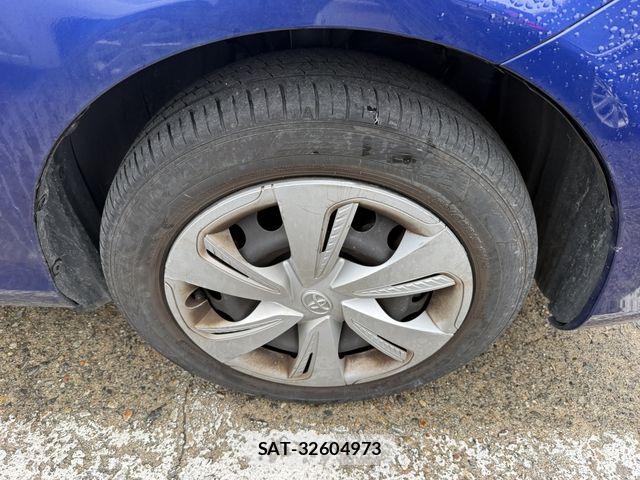 Toyota SIENTA 2022-03 6503184-15