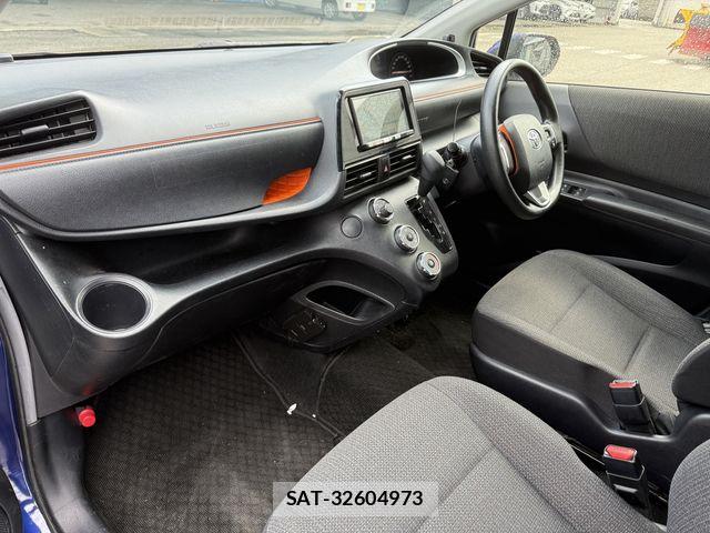 Toyota SIENTA 2022-03 6503184-1