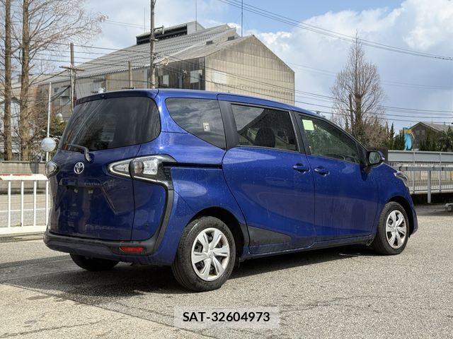 Toyota SIENTA 2022-03 6503184-4