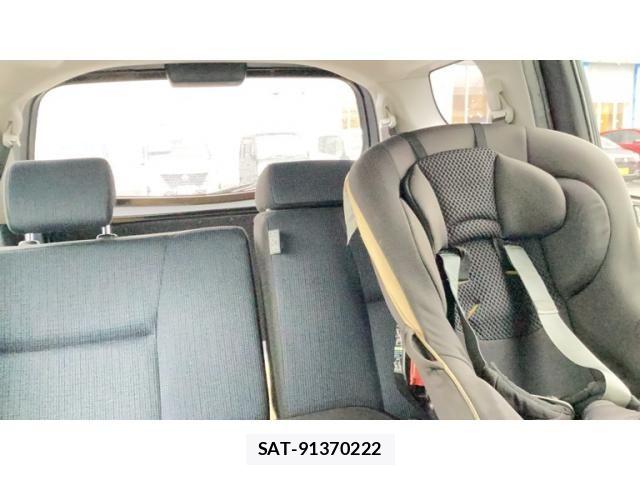 Toyota SIENTA 2017-06 6614820-12
