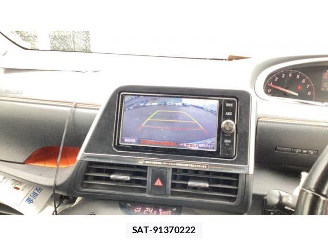 Toyota SIENTA 2017-06 6614820-13