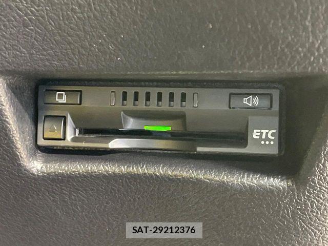 Toyota SIENTA 2019-04 6614811-4