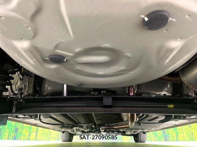Toyota SIENTA 2021-07 6614806-18