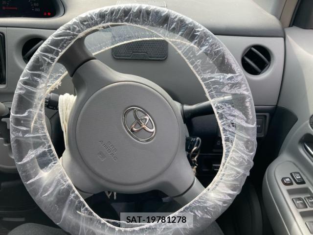 Toyota SIENTA 2009-07 6614826-14