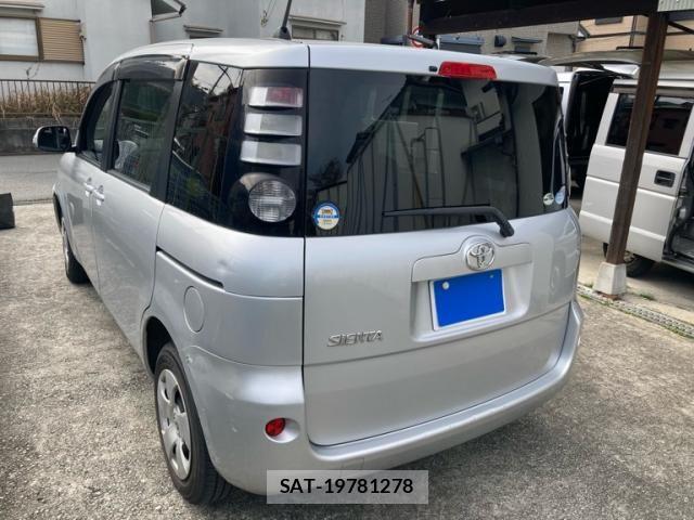 Toyota SIENTA 2009-07 6614826-2