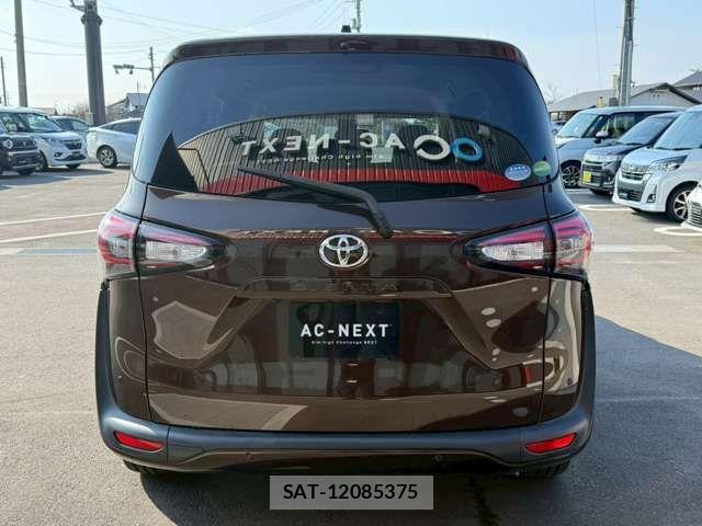 Toyota SIENTA 2019-02 6642541-16