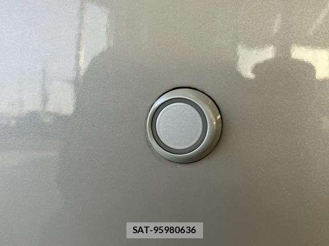 Toyota SIENTA 2021-05 6642540-6