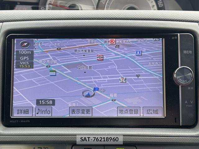Toyota SIENTA 2014-04 6673644-11