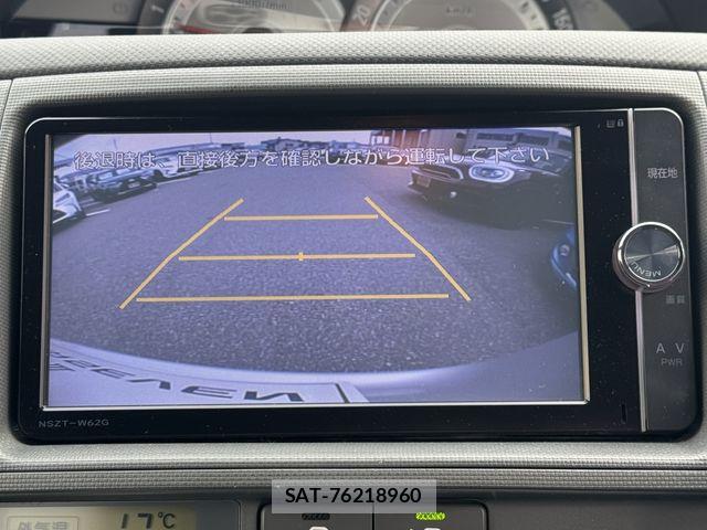 Toyota SIENTA 2014-04 6673644-12