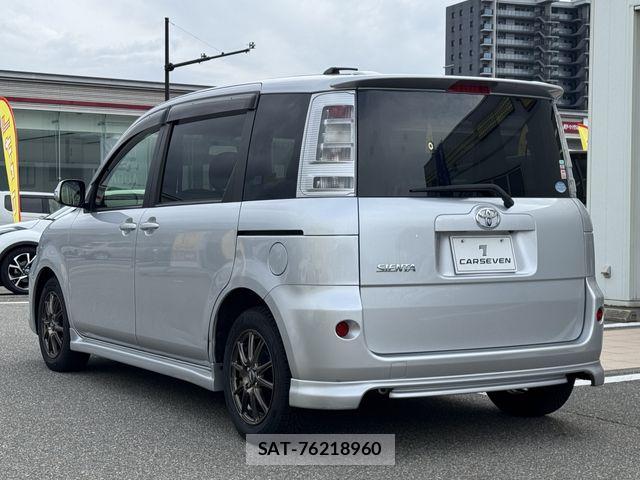 Toyota SIENTA 2014-04 6673644-7