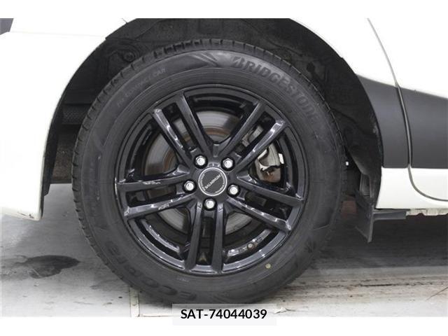 Toyota SIENTA 2015-12 6673639-25