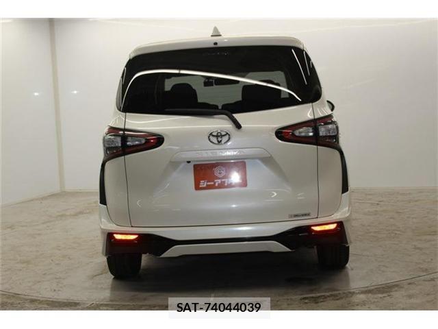 Toyota SIENTA 2015-12 6673639-5