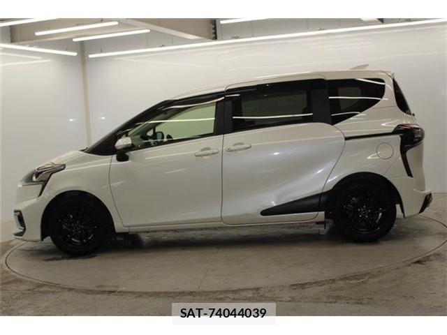 Toyota SIENTA 2015-12 6673639-7