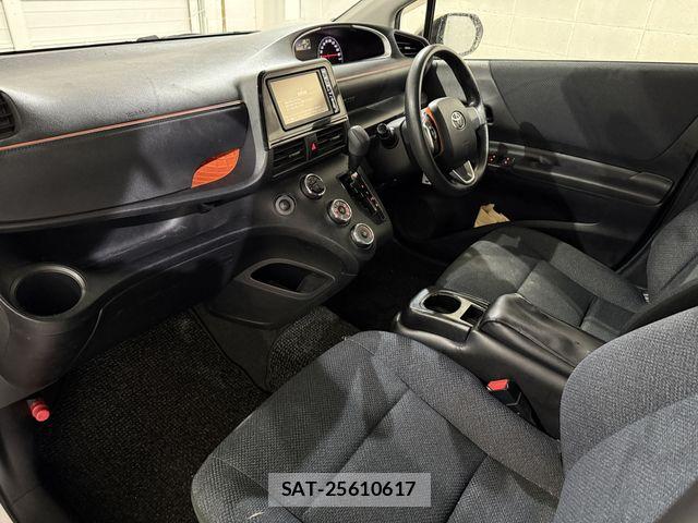 Toyota SIENTA 2016-08 6673643-1