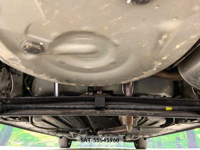 Toyota SIENTA 2016-09 6673636-19