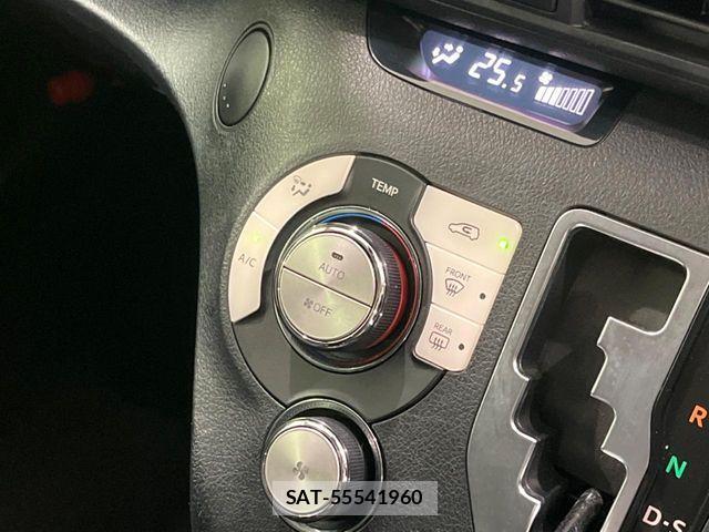 Toyota SIENTA 2016-09 6673636-6