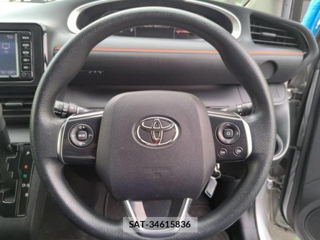 Toyota SIENTA 2017-09 6678069-13