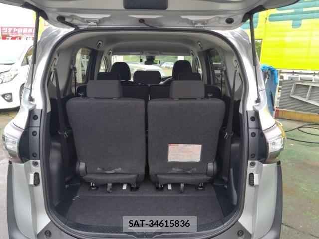 Toyota SIENTA 2017-09 6678069-23