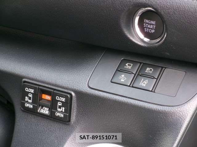 Toyota SIENTA 2018-09 6678064-13
