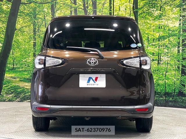 Toyota SIENTA 2015-07 6678072-16