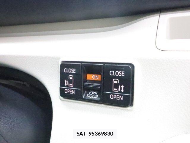 Toyota SIENTA 2015-12 6682868-19