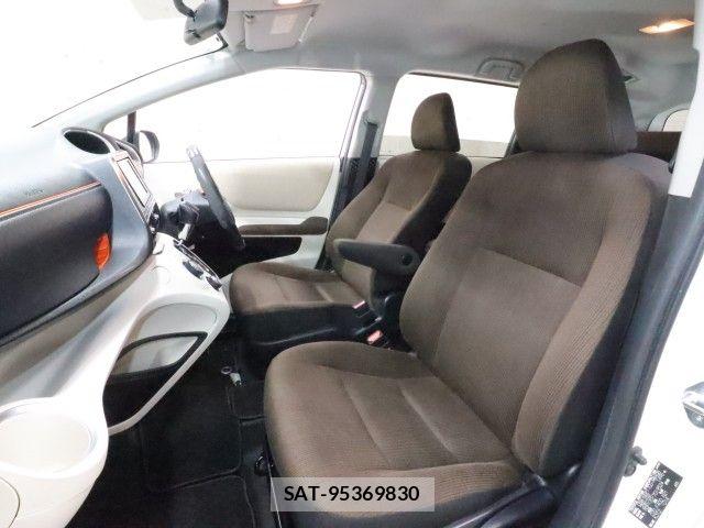 Toyota SIENTA 2015-12 6682868-5
