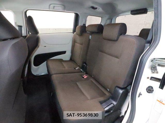 Toyota SIENTA 2015-12 6682868-6