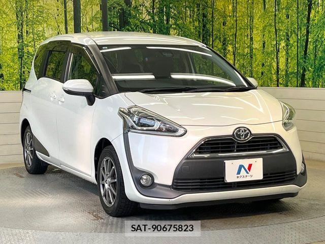 Toyota SIENTA 2015-11 6684004-16