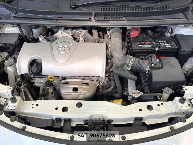Toyota SIENTA 2015-11 6684004-17