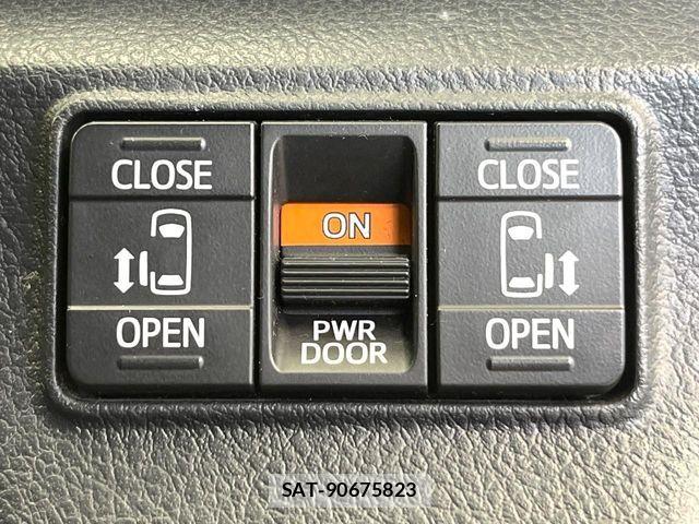 Toyota SIENTA 2015-11 6684004-5