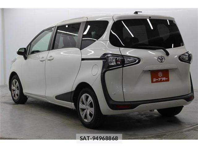 Toyota SIENTA 2021-03 6682867-5