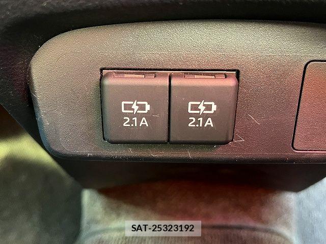 Toyota SIENTA 2020-09 6691261-17