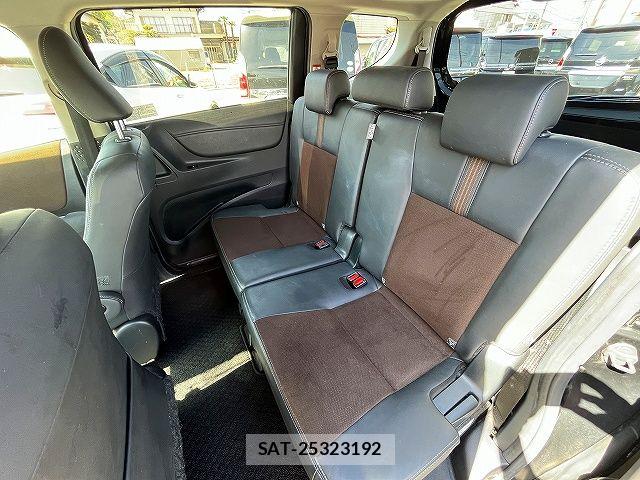 Toyota SIENTA 2020-09 6691261-18