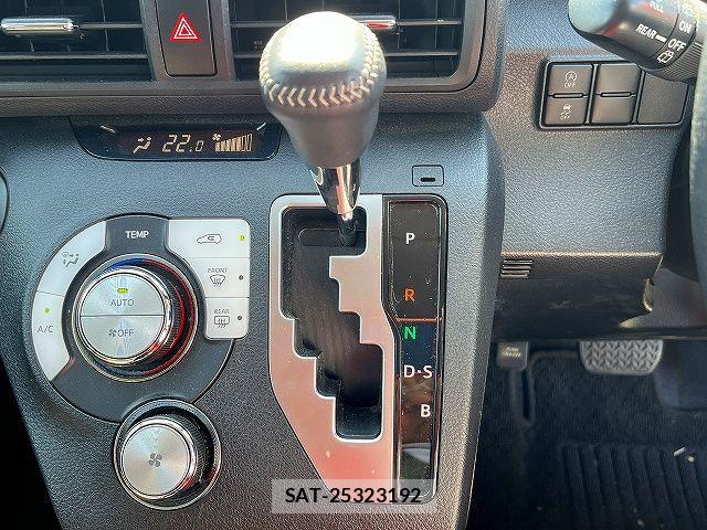 Toyota SIENTA 2020-09 6691261-19