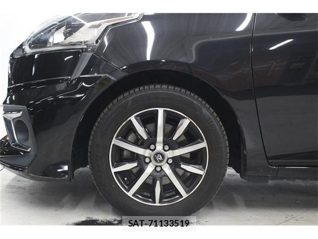 Toyota SIENTA 2016-07 6691265-23
